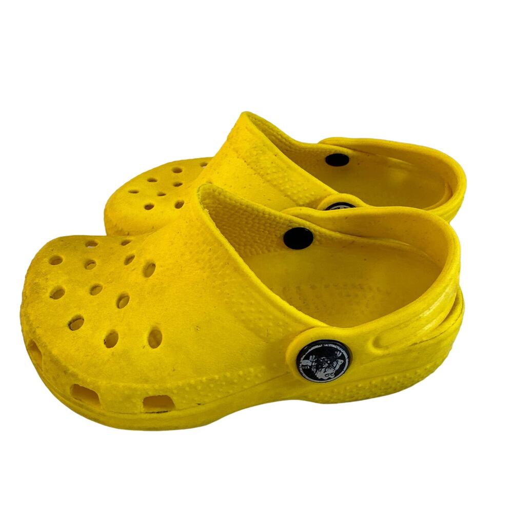 Crocs kids yellow size 6 or 7 Great Used Condition - Picture 4 of 7